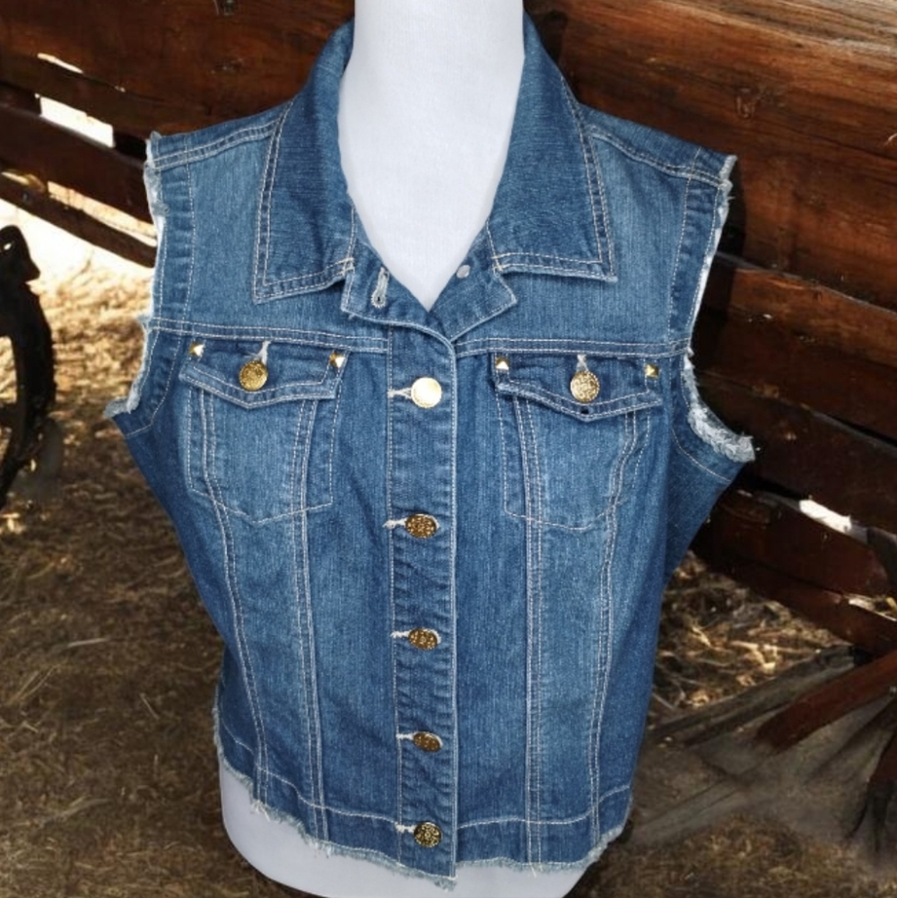 Baccini Western Style Denim Vest with Gold Buttons & Freyed Hems Size L